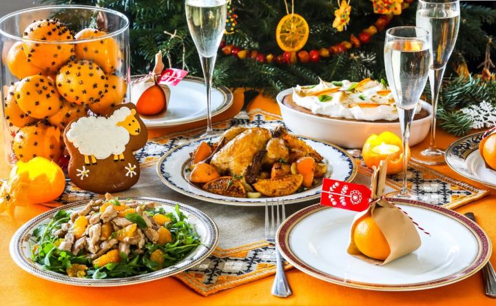 Врач рассказала, как не страдать от похмелья после новогоднего застолья