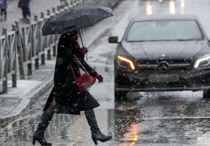 Снег, дождь, ветер: погода 4 января снова принесёт «сюрпризы» для жителей ЛНР