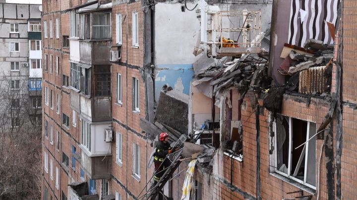 Удары пришлись по жилым домам: пять жителей Донецка пострадали от ракетного обстрела ВСУ