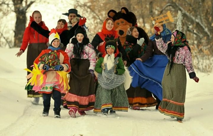 Идёт старый Новый год: первыми пускаем в дом мужчин, готовим вареники и не носим грязные вещи