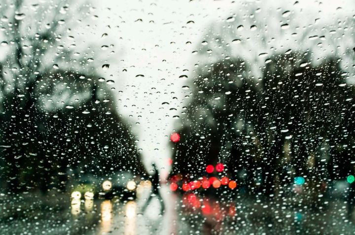 Сильный дождь, ветер и до +7: какая погода ожидается в ЛНР 19 января