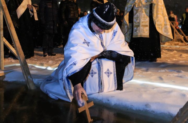 Какие народные приметы на Крещение Господне определят 2024 год?