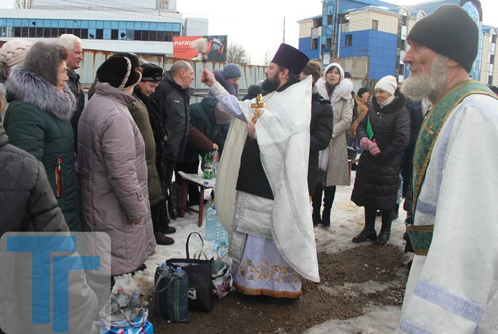 В Краснодоне отметили праздник Крещения Господня