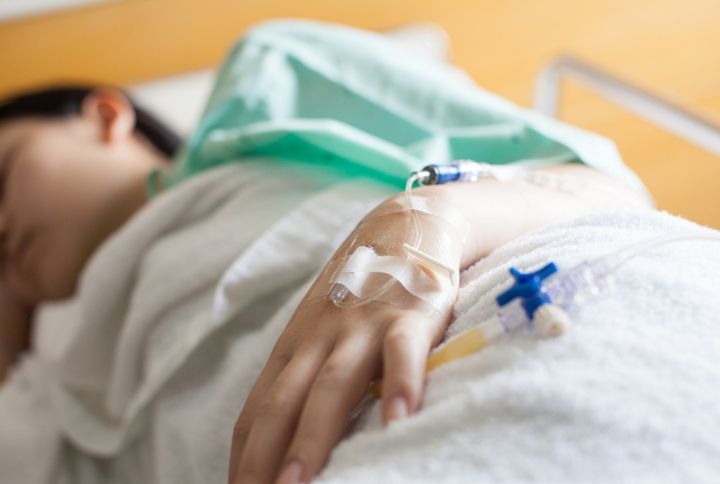 Одна из пострадавших от обстрела ВСУ девочка из ЛНР находится в крайне тяжёлом состоянии