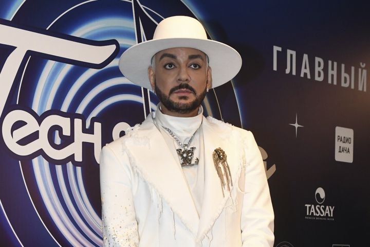 Филипп Киркоров приехал выступить в ДНР после участия в «голой вечеринке» Ивлеевой