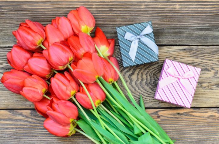 Ударит по карману: стало известно, что больше всего подорожало из подарков в преддверии 8 Марта