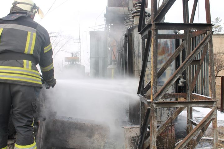 Киевские силовики ударили по центру одного из городов ЛНР: есть погибшие среди гражданского населения