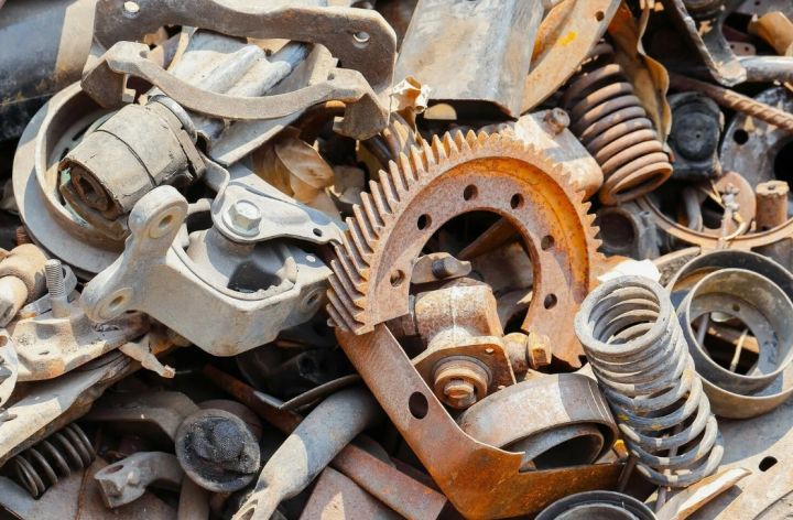 Сдаём металлолом в ЛНР: какой налог платить от прибыли и когда это можно не делать?