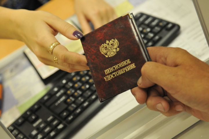 Стало известно, кто в ЛНР имеет право на пересмотр пенсий и какие документы нужны для этого