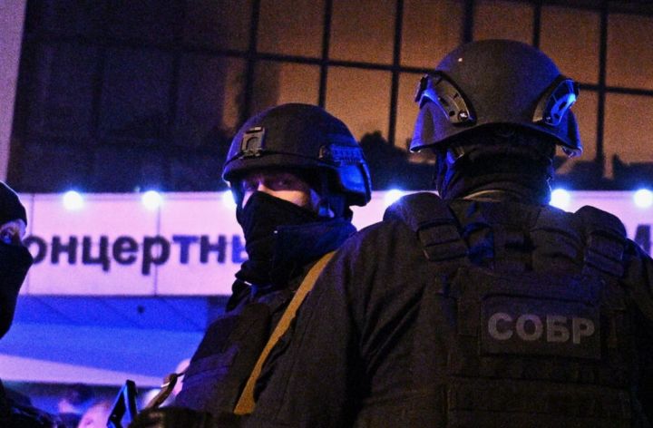 Путин обратился к россиянам после теракта в Подмосковье: объявлен траур, стрелки задержаны, число погибших растёт