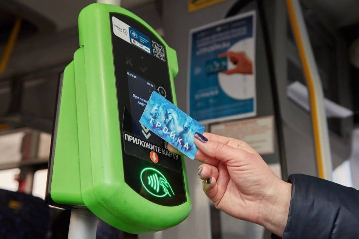 Общественный транспорт Луганска полностью переведут на безналичный расчёт