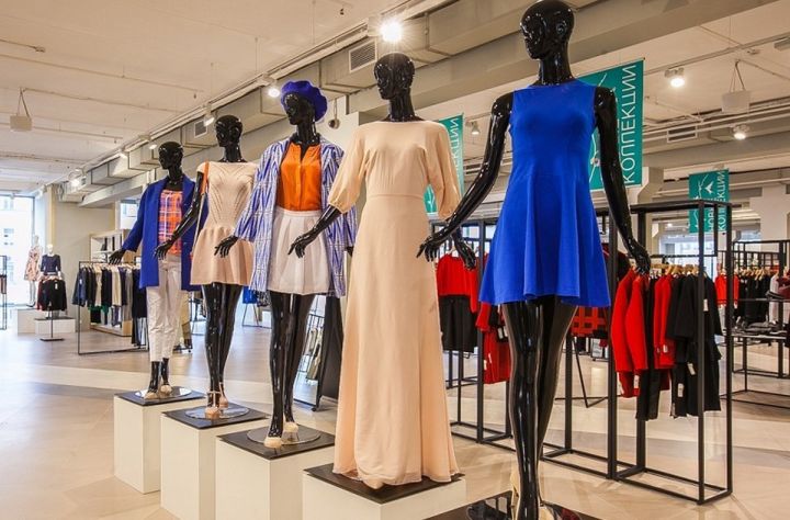 Один из луганских магазинов посетил необычный покупатель