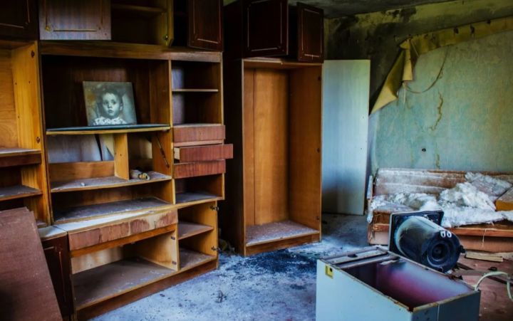 Администрация Луганска разыскивает хозяев жилья, которое по признакам относится к бесхозному