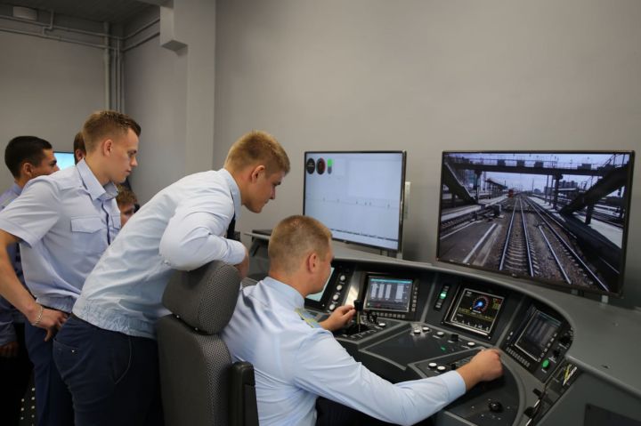 Стало известно, где в ЛНР и ДНР можно бесплатно обучиться на железнодорожника