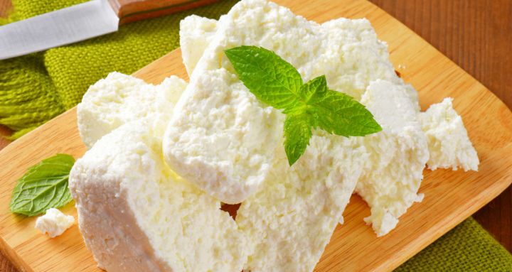 В поставляемом в ЛНР российском твороге обнаружили ряд нарушений, в том числе кишечную палочку