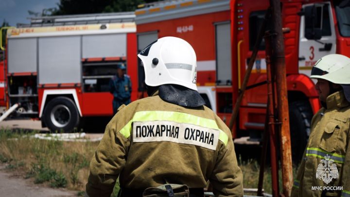 В Луганске горел продуктовый рынок: была угроза распространения огня