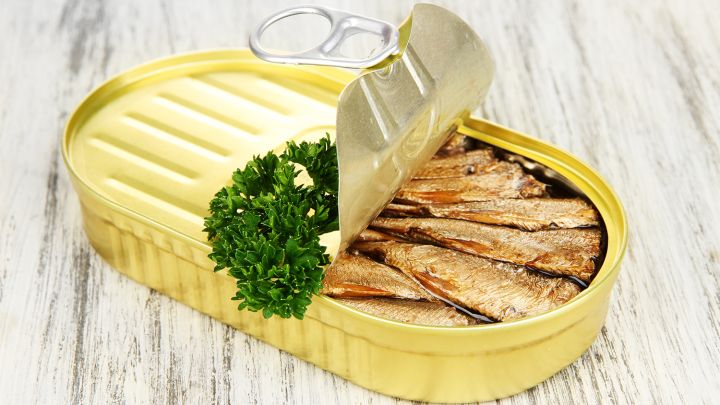 Осторожно, яд: в рыбных консервах известной компании выявили двойную норму мышьяка