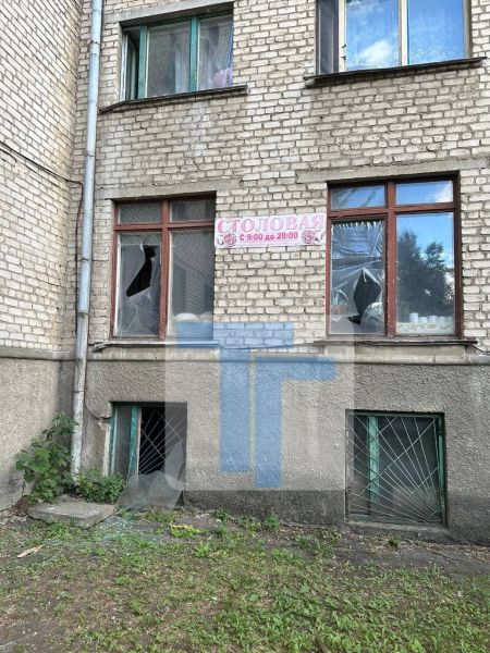 Число пострадавших выросло до 51 человека, разбор завалов продолжается: о ситуации в Луганске после обстрела к вечеру 7 июня