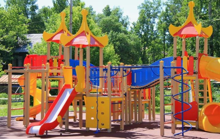 В ДНР начали проверять детские и спортплощадки на травмоопасность