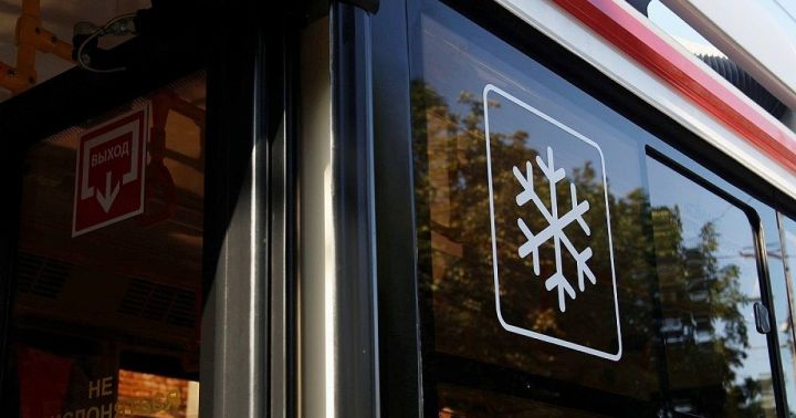 Жителям Луганска ответили на вопрос, почему в автобусах так жарко