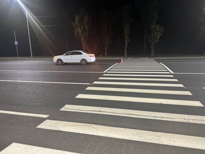 Сбил ребёнка, переходившего дорогу на «зебре»: в Луганске в ДТП пострадал 9-летний мальчик