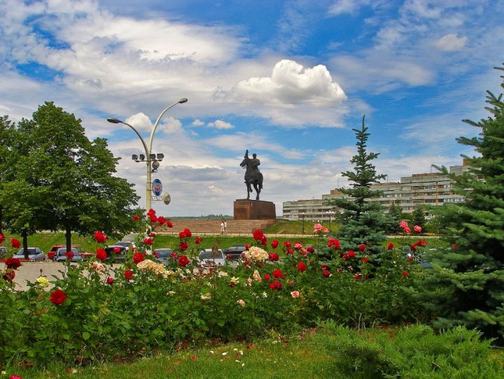 Жара отступать не намерена: синоптики предупредили о высокой температуре в ЛНР 16 июля