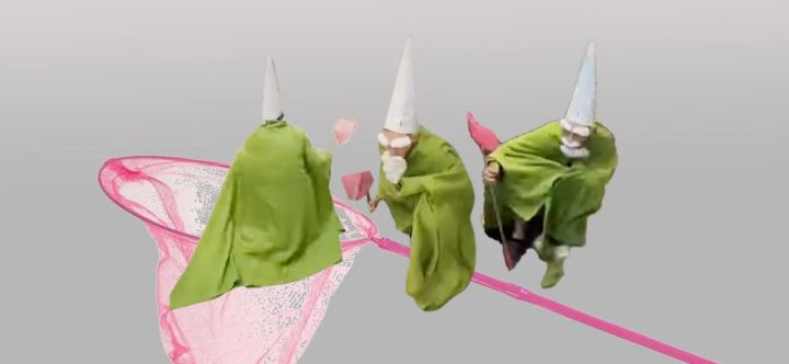 Вслед за квадроберами появились гномы: на улицах ДНР заметили мифических существ