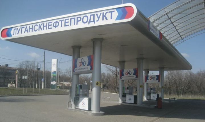 95-й перевалил за 60 рублей/литр: бензин на заправках Свердловска есть, но по новым ценам и не для всех