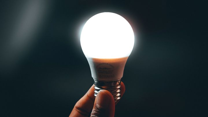 Минтопэнерго продлило в ЛНР особый режим потребления электроэнергии