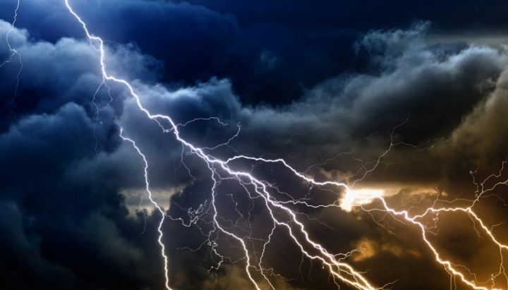 Жара до +36°С, дождь и гроза: прогноз погоды в ЛНР на 29 июля