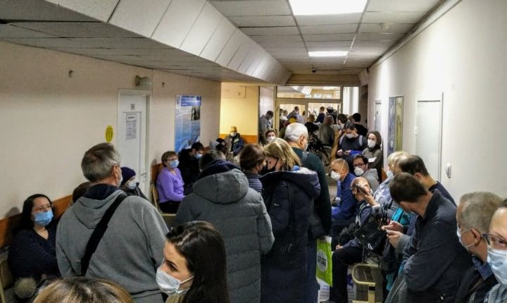 Когда жителям ЛНР лучше идти на приём в Соцфонд? (График посещаемости)