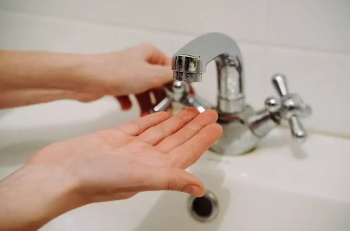 Свердловск и некоторые населённые пункты остались без воды на два дня