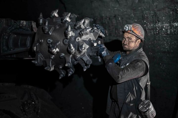 Минтопэнерго сообщил, какую сумму инвесторы намерены вложить в шахты ЛНР за несколько лет