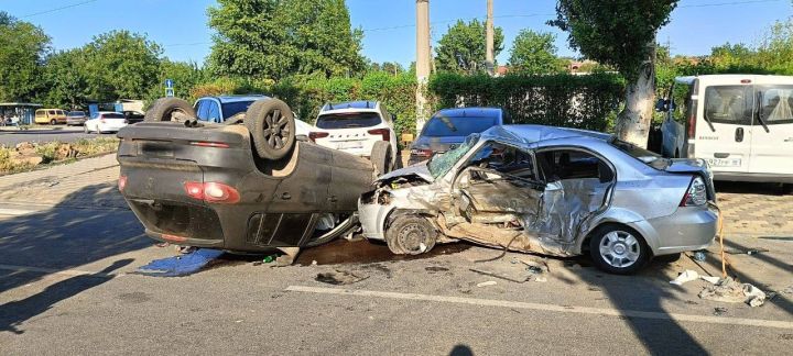 Протараненные авто, пострадавший 3-летний ребёнок и погибший мотоциклист: наиболее резонансные ДТП, произошедшие в ЛНР за выходные