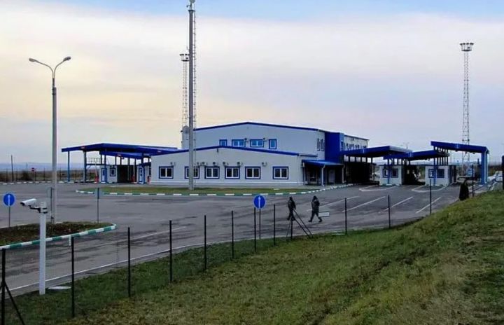 Очереди на КПП в ЛНР придётся терпеть ещё долго. Стало известно, когда на «Изварино» закончится ремонт