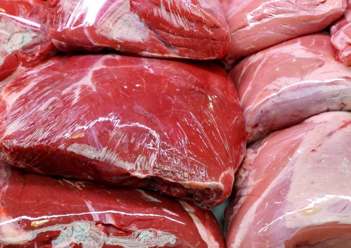 Опасная еда: в мясе парнокопытных из Индии, которое продают в России, нашли кишечную палочку-мутанта