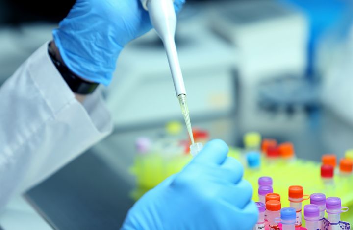 Врач-невролог раскрыл жителям ЛНР причины образования тромбов в головном мозге