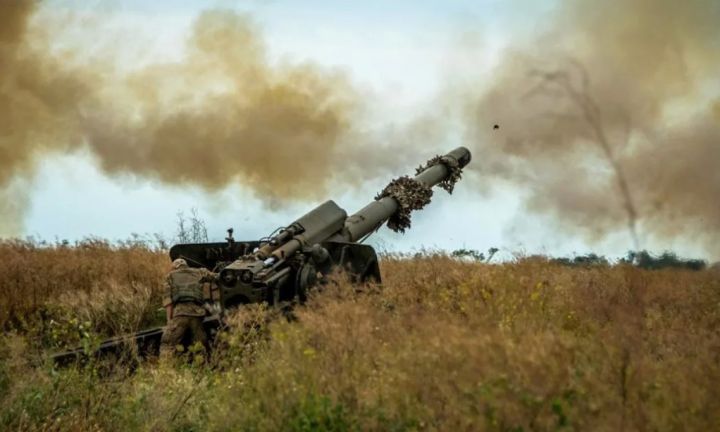 ВСУ продолжают бить по территории ЛНР: ракета попала в частный сектор, разрушены дома, есть пострадавшие