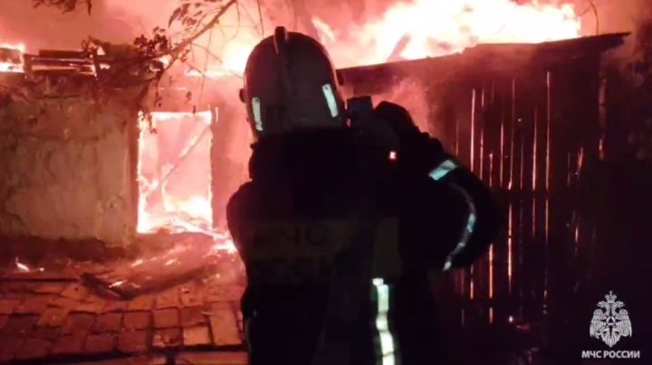 Ситуация критическая: Пасечник поручил оказать помощь людям, пострадавшим при пожарах в одном из районов ЛНР