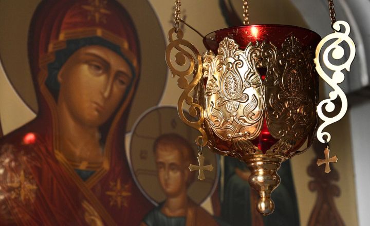 Откажитесь от гуляний и закройте двери: что можно и нельзя делать на Воздвижение Креста Господня?