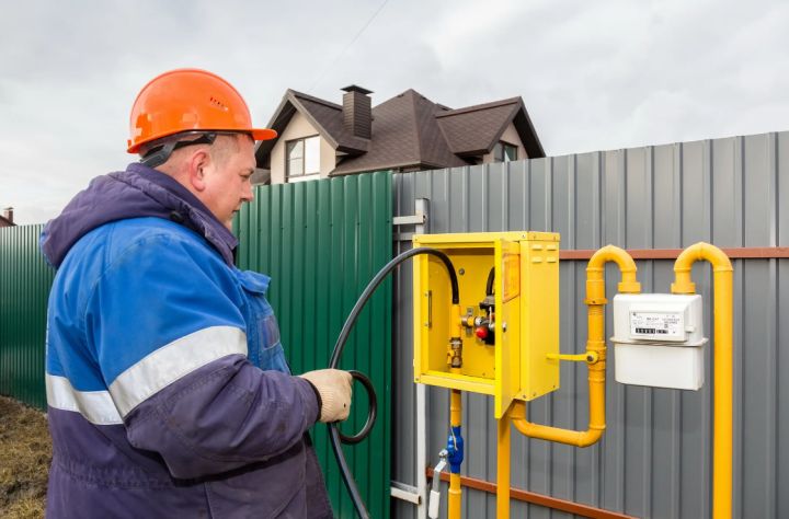 Кто в ЛНР имеет право на получение субсидии для установки газоиспользующего оборудования?