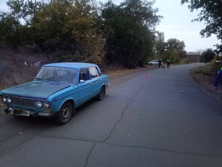 Выехал на встречку и столкнулся с ВАЗом: в ЛНР подросток-бесправник спровоцировал аварию