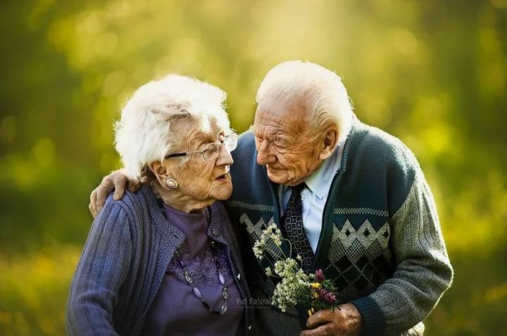 Насколько уважают краснодонцы старость? Результаты опроса