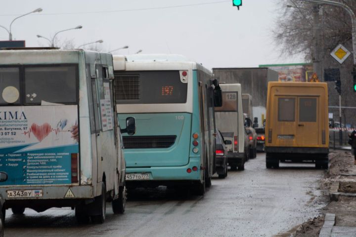 В Луганскгортрансе сообщили, во сколько обходится перевозка пассажиров: она более чем вдвое превышает действующий тариф