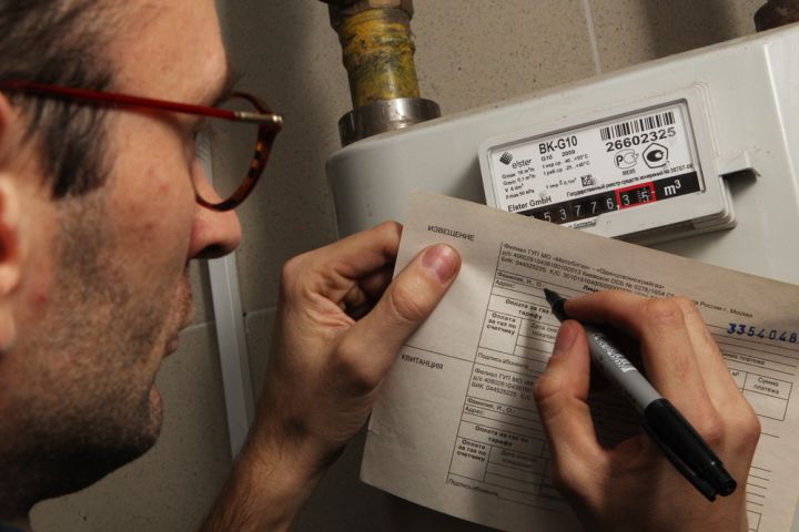 Жителям ЛНР разъяснили, в каком случае нужно переоформлять счёт в «Энергосбыте»