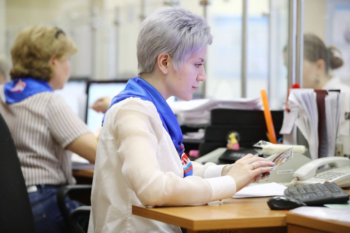 Как в предстоящие праздники будут работать отделения Соцфонда ЛНР?