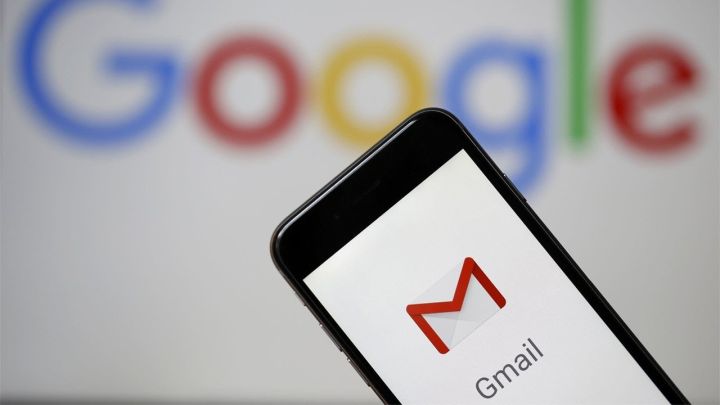 Жителей ЛНР призвали отказаться от ящиков Gmail и перерегистрировать «Госуслуги» на другую почту