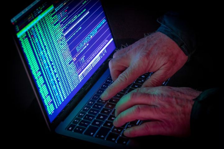 Хакеры взломали сайт «Луганскводы»: жители ЛНР не могли зайти на него