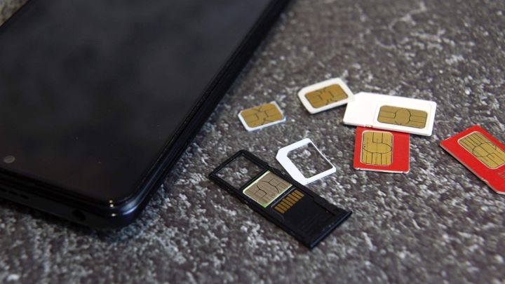 Жители ЛНР могут сменить оператора, не теряя своего номера: выбирать придётся из трёх