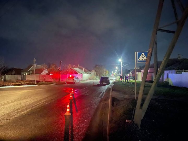 В Луганске подростка сбили прямо на переходе: он получил серьёзные травмы и теперь в больнице